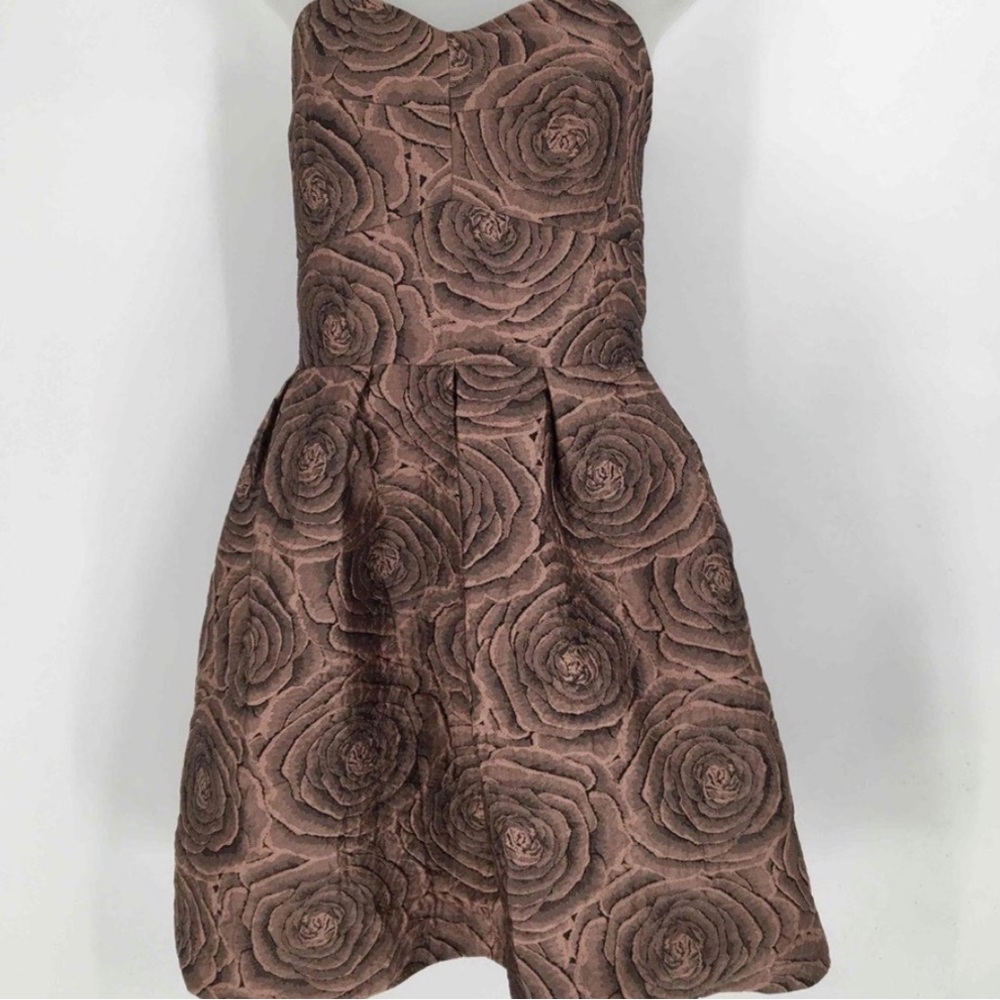 Hutch Floral Strapless Mauve and Black Dress - Picture 2 of 6